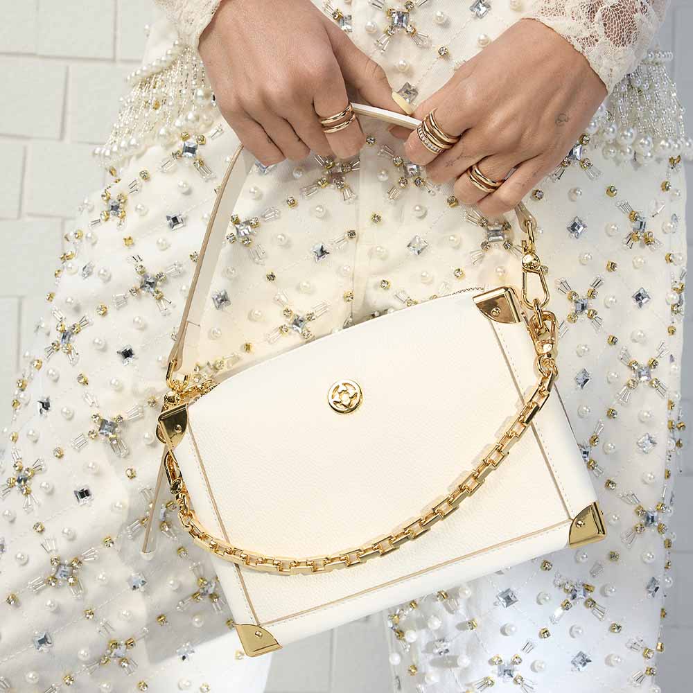 Valeriana Women's White Shoulder Bag image number 0